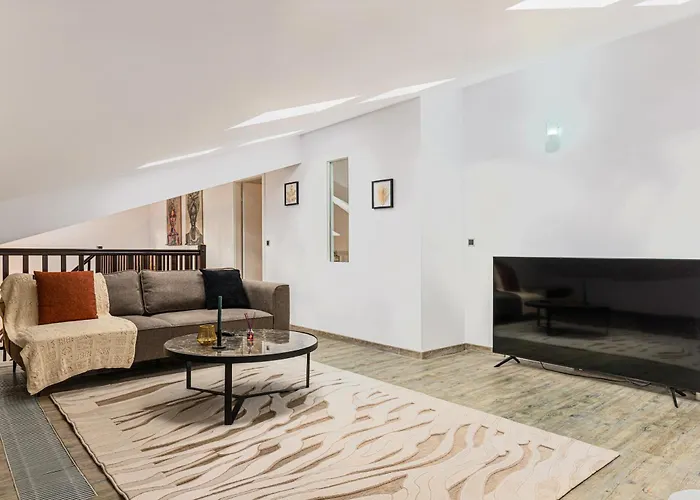 Zen Loft With Forest View In Silver Mountain Appartamento Braşov